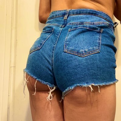 Jessekaoy's profile picture. Femboi who loves BBC and proud BNWO supporter