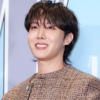 sunflower05_'s profile picture. 💜💛