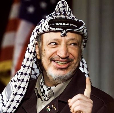 FatehThe31283's profile picture. يا فتح إحنا وياك، عَ العهد ما منميلْ
إنتِ البداية والحكاية، وإحنا جيل ورا جيلْ
من الكرامة للرصاص، اسمِك عَ الساتر نارْ
إنتِ اللي رفعتِ الراس، وسط الزمان المرّْ