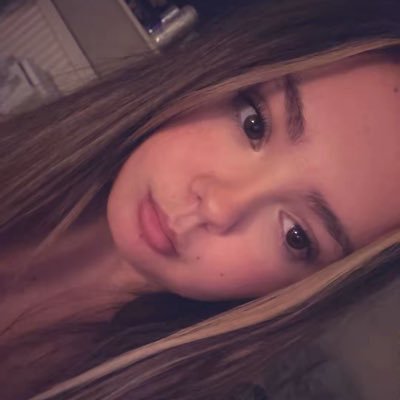 courrttneypaige's profile picture. 