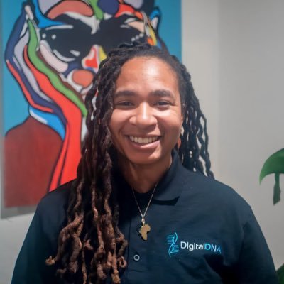 blountdaysha's profile picture. 📚 Unconfined