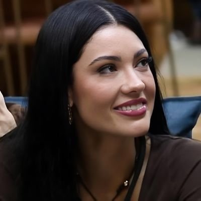 lunaresluz's profile picture. 