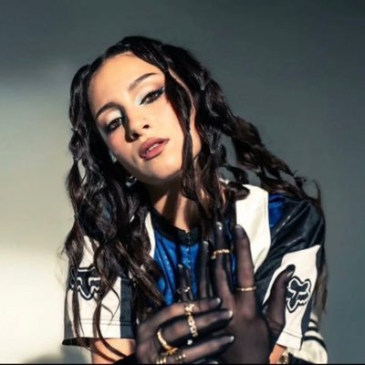 lolasangry's profile picture. @loenprive — @atleti | football | music | lenies | writing | reading ☆