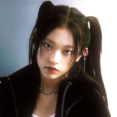 bebznqrin's profile picture. profesjonalny propagandzista filmu chungking express (1994) i zespołu newjeans