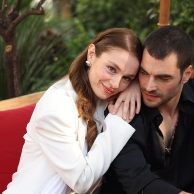 CouldaWoulda18's profile picture. Fan account trying to keep up with Diziland.