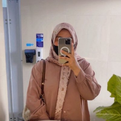 aztika98's profile picture. 