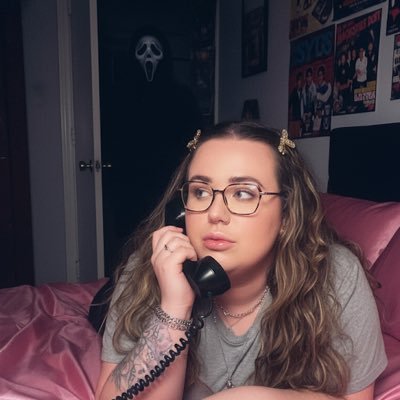 bethanlouux's profile picture. 