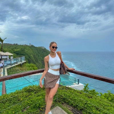 rdymix_03's profile picture. New York businesswoman. I enjoy animals, golf ⛳️, baseball ⚾️, and other recreational activities. Looking to meet interesting people.