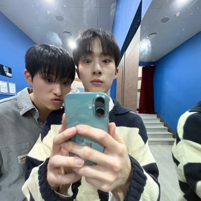 defforrr's profile picture. 💚🐦🐣//en-🐈‍⬛🐧//🧩🐺🐭//💎🐿️🦊//💙🌙⭐️🦋//hachu💗