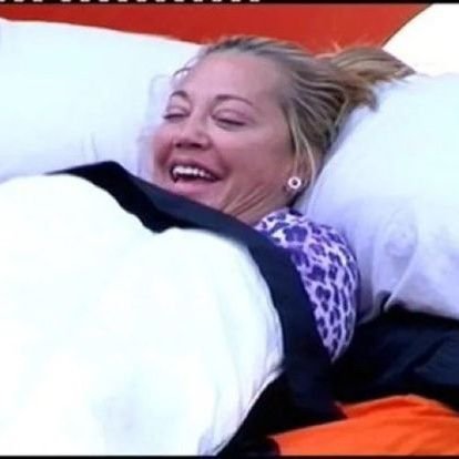 mewuitxu's profile picture. solo escucho música // 🌹