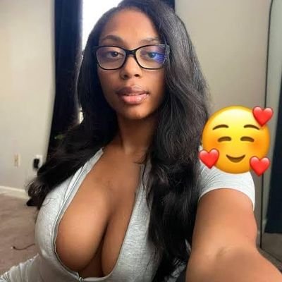 ReillyFlor64114's profile picture. 