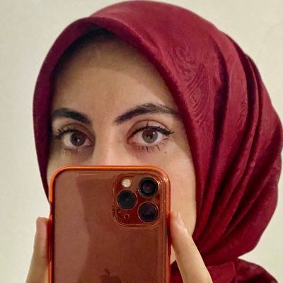 GulumseHeran's profile picture. favori Şarkıcım @Soolking İnsanlardan yorulmuş,nankörlerden çekmiş bir insan.Şampiyon GALATASARAY 💛♥️ Merhametli,HayvanSever.Fotograf çekimleri hepsi bana ait!