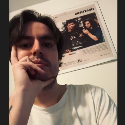 ohthatwasyogirl's profile picture. cringeposter