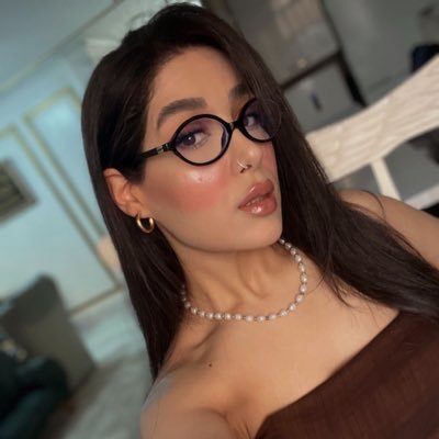 buterfullym's profile picture. NO DRAMA JUST KARMA.