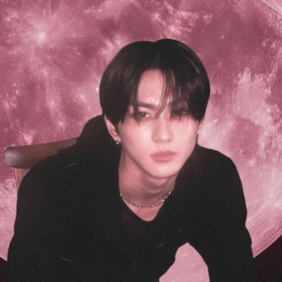 imrajennie's profile picture. '05 ,
engene since 2021 ,
started watching f1