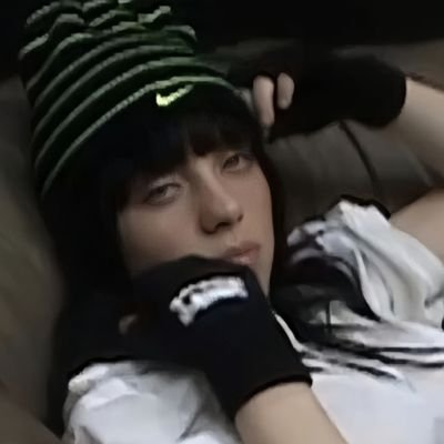 thenumovedon's profile picture. my strange addiction