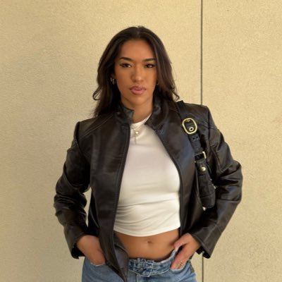 _L0VERGiRL's profile picture. 💞💐✨☁️🧘🏽‍♀️ || insta: tatiiimonique