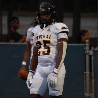 CarlosWint67380's profile picture. C/O 26’ | 3.3GPA | 5’11 210lbs LB/FB | 3.3 GPA | 3 sport ath | Contact:404-388-7245 Email:carloswinthrop49@gmail.com | @BHarrison92 @tbanks1906 @CGBlackKnightFB