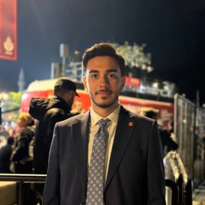 baransdurak's profile picture. CHP Bahçelievler Gençlik Kolları Başkan Yardımcısı | İÜ Siyaset Bilimi & İGÜ Finans