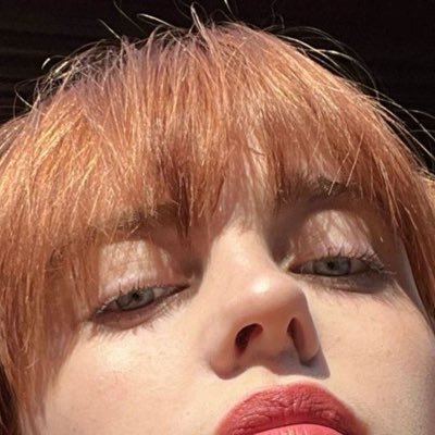 181201b's profile picture. new account !! old - @181201m