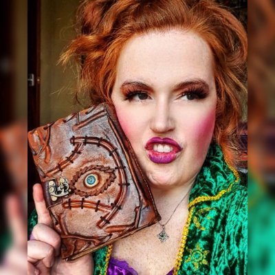 Ponyo_Panda_'s profile picture. Mum first 💚 Reader, writer, photographer, adventurer, movie watcher and all round gobshite second. Just trying to get by, one day at a time. ✌