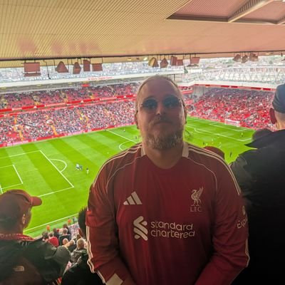EverleyJack's profile picture. A Valley boy, living in England. Arizona Cardinals all day, everyday. #BirdGang

Admin of @UKRedSea

LFC #YNWA 🔴