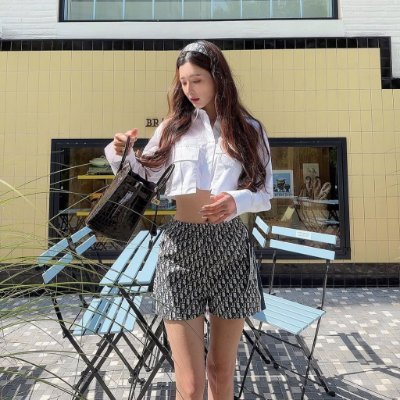 ctBF0Nweth3XQpP's profile picture. Explorer of the world, lover of life.