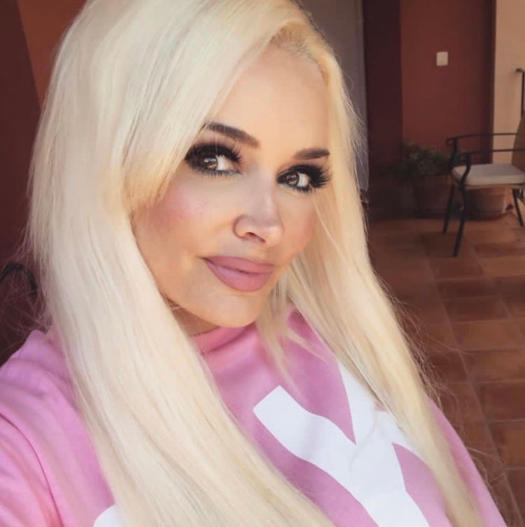 AshleyCampb2's profile picture. 