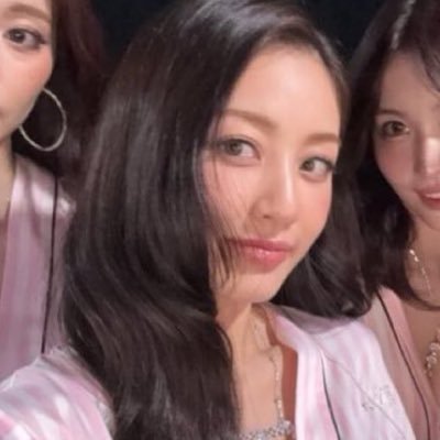 hhyvnjins's profile picture. mingyu e jihyo meus paisss