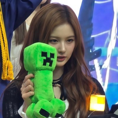 experugo's profile picture. #1 snowflakez truther