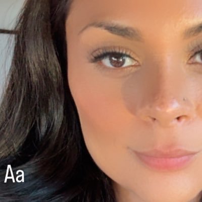 hoodbabbie's profile picture. don't mind me tho ... I'm just saying 😹