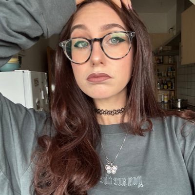 cndcte's profile picture. Cande is back und verteilt ihren Swag. Check meinen Linktree aus!🦕