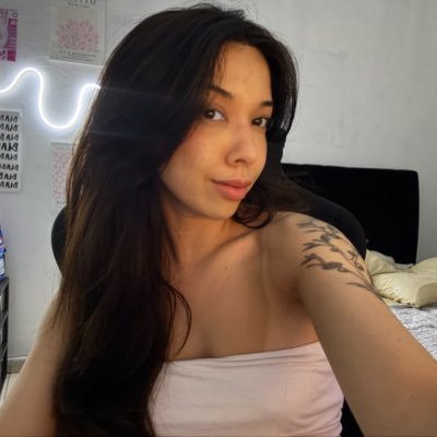 crrupted's profile picture. baby, you’re gonna miss that plane