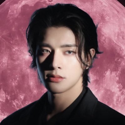 Just_Peachy101's profile picture. 27 //  multi-stan 
✨️ Skz, Enhypen, Ateez, etc ✨️
