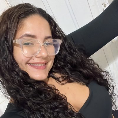 thamirysceleste's profile picture. levo a vida no sorriso mesmo passando sufoco…