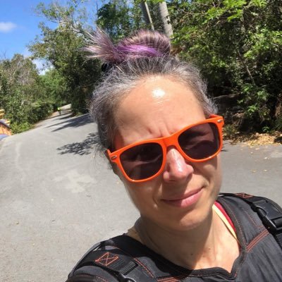 D0100Linnea's profile picture. I sell antiques, love discovering hidden gems, and believe people can be treasures too. Old soul. Lover of road trips, vintage music.