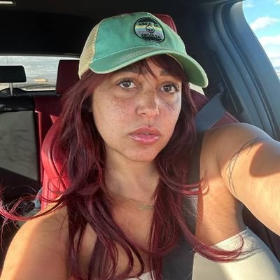 KrisRaj361393's profile picture. 