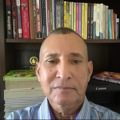 RafaArciniegaRD's profile picture. La persona que te quiere te busca, eso lo aprendí de la policía ( LiceYankees ).