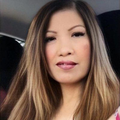 AnnaGanzonwe's profile picture. 