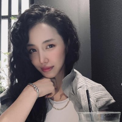 SoojinLee34024's profile picture. I believe in honesty, loyalty, and deep conversations. I work hard, and love with intention, but am always open to connecting with good-hearted people