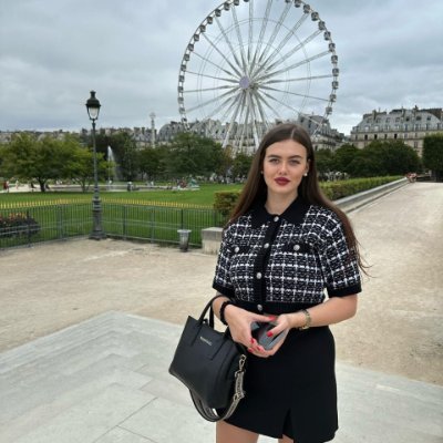 ThayaneOuriques's profile picture. Living life, one adventure at a time