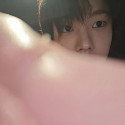 yeppiholic's profile picture. req are okay!! but i'm a bit selective :3