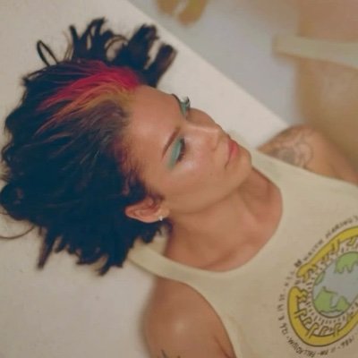 @rozzycatt