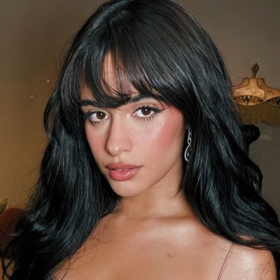 llnomames's profile picture. 