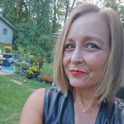 MaryAnnTigrett's profile picture. Jesus is king,  mom of two boys, metastatic breast cancer 🎀 survivor,  disabled due to cancer complications (jab), former Nursing Home Administrator,  no DMs