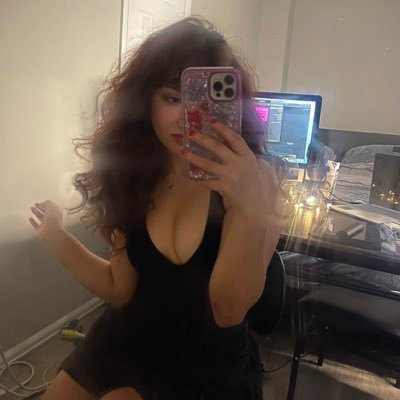 sourpatchkidsx's profile picture. Powered by @KalshiSports : sarcastic, funny, energetic, sexy, sports bettor, fashionista + football fanatic ☀︎ intimidating, intuitive, shit talker on 1110% ꕥ