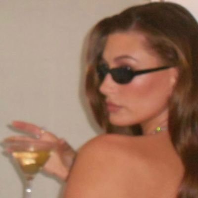 evilstea's profile picture. no offense but ew.