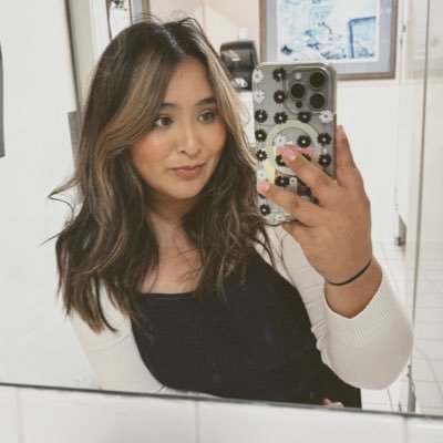 MoralesKar70773's profile picture. God first | Mommy 🧑‍🧒‍🧒 | 2nd year ECE teacher 📚 | Grad student (again) 📚 | CSUN Alum class of 2021, 2024, & future class of 2027 🎓