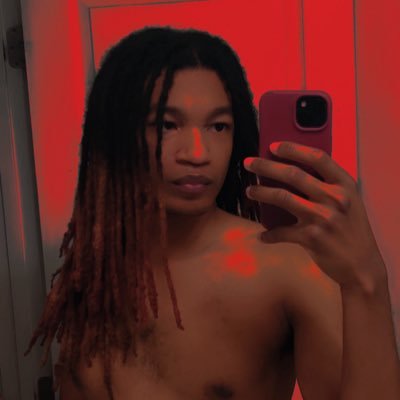 brentonadon's profile picture. | any pronouns | fruity nigga 🏳️‍🌈🏳️‍⚧️🤎| aspiring screenwriter 🎬 and voice actor 🎙️| ♈️☀️ ♒️ 🌙 ♋️ ⬆️