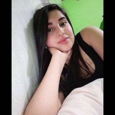 RooFerreiraaa's profile picture. Snap: rocio_ferre1472👻 Facebook: Rocío Ferreira Instagram: ferreira_rocioo📷